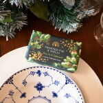 The English Soap Company Tuhé mydlo Frosted Fir and Holly 190 g