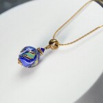 Lampglas Náhrdelník s 24-karátovým zlatom v perle Blue Horizon NSA50