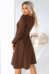 574-2 IVANA pohodlné trapézové šaty s výstrihom a dlhými rukávmi - čokoládové XL