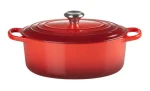Le Creuset Signature Oválny hrniec s pokrievkou 27 cm červená (24147261780)