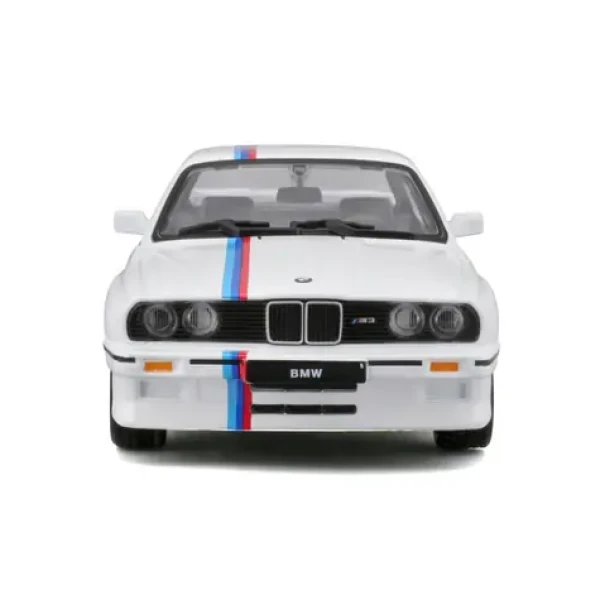 Bburago 1:24 PLUS BMW 3 Series M3 1988 White