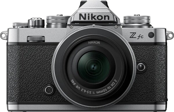 Nikon Z fc + 16-50 mm f/3.5-6.3 (VOA090K002)