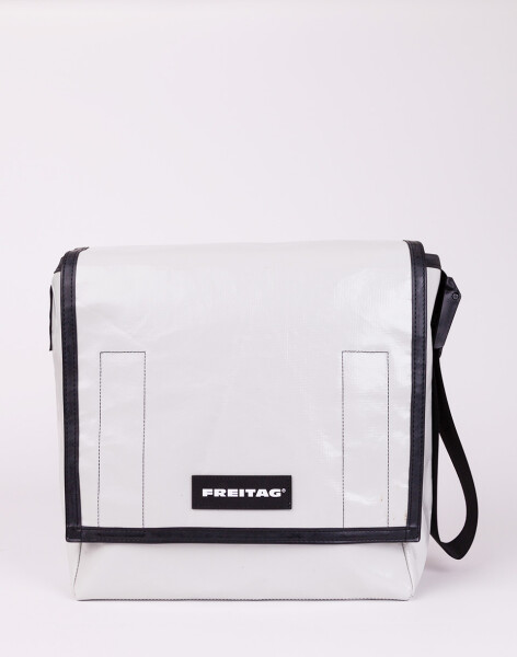 FREITAG F21 Nightclub
