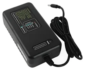 Godox C26 / Nabíjačka batérií / pre blesk AD600Pro / LED indikátor / 100-240 V (C26)