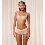 Dámske body Make-Up Illusion Lace Shorty - Triumph coffee sugar (3091) 0038