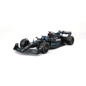 Bburago RACE Formula F1 Team Mercedes- AMG Petronas W14 (2023) #63 George Russell