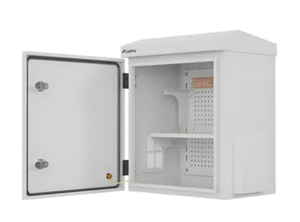 10" nástenná rack skriňa IP55 šedá / Nástenná skriňa / hermetická / 320x220x400 mm / montáž na stenu / stĺp (WAH1-3240-00S)