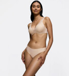 BODY MAKE-UP ILLUSION LACE - Taj nohavičky s čipkou a tepelnou úpravou Triumph NUDE BEIGE 42
