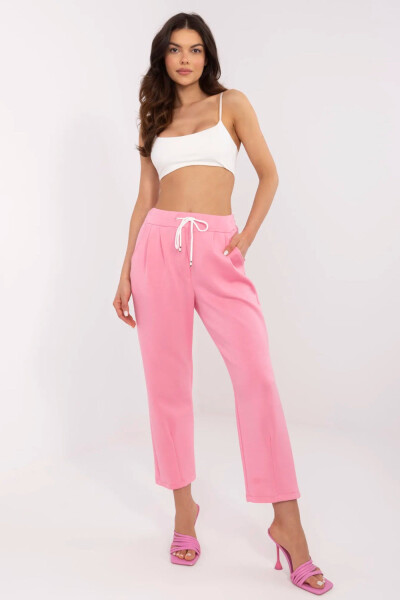 Tepláky model 210957 Taliansko Moda universal