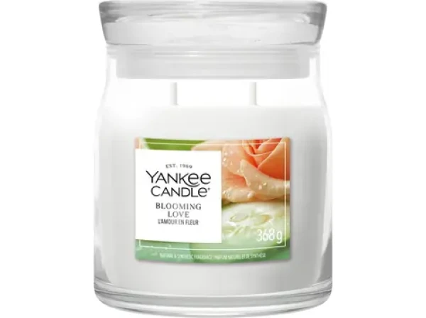Yankee Candle Blooming Love Signature Malý (5038581190921)
