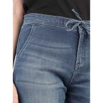 Wrangler Slouchy Ocean Nights W27CAC69Y SPOJENÉ STÁTY AMERICKÉ 28 / 30
