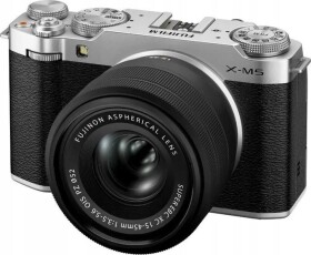 Fujifilm X-M5 + 15-45mm silver