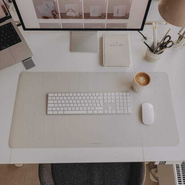 Eulenschnitt Podložka na pracovní stůl Heart Cream 80 x 40 cm