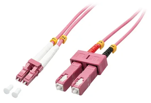 Lindy LC-SC růžová / Optický patch kabel / Multimode OM4 / Duplexní / 50/125 µm / 3 m (46362)