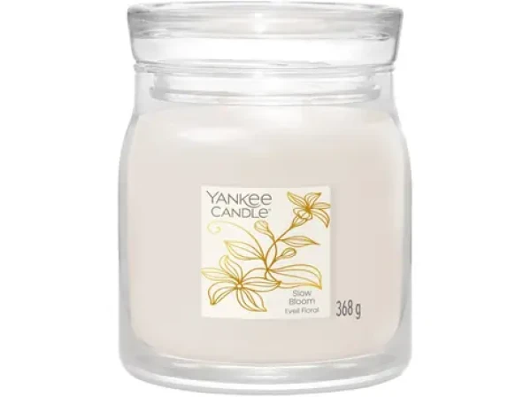 Yankee Candle Slow Bloom Signature Stredná (5038581180588)