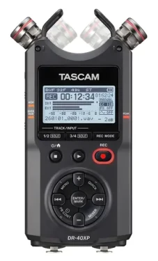 Tascam DR-40XP čierna / Digitálny rekordér / 4kanálový / USB audio interface / 2x XLR (DR-40XP)