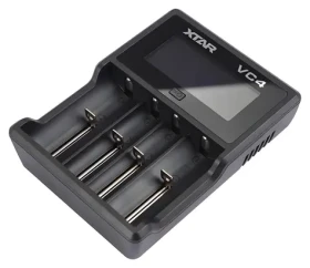 XTAR VC4 / Nabíjačka batérií / Li- ION / Ni-MH / LCD displej / USB / pre 4 batérie AA-D (VC4)