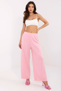 Tepláky model 210946 Taliansko Moda universal