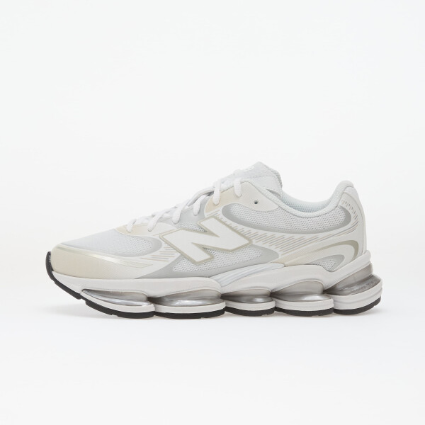 Tenisky New Balance 2000 White/ Silver Metallic EUR 44