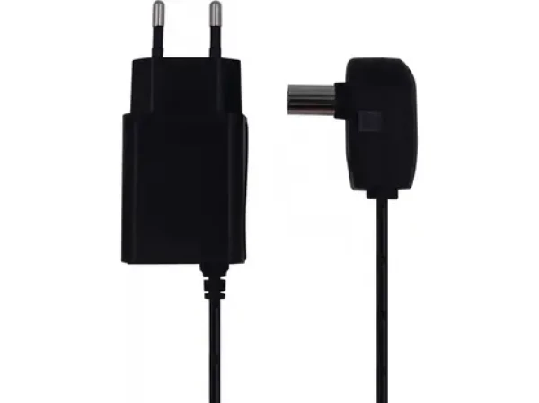 TechniSat ZCE4 Anténny napájací zdroj 200mA IEC konektor (C04K)