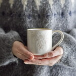 Bloomingville Kameninový hrnček Winter Nature Twig 300 ml