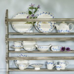 Strömshaga Kameninová misa s uškami Viola Bow Blue