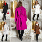 Sexy Koucla Musthave Coat with golden details Einheitsgroesse