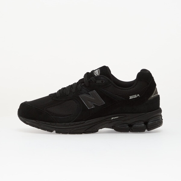 Tenisky New Balance 2002 Black/ Black Metallic EUR 37