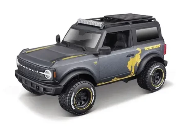 Maisto Ford Bronco Badlands Design Off Road Series 2021