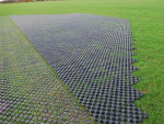 Zatrávňovacie tvárnice Guttagarden Terragrid - čierna (30,2 x 30,2 x 3,7 cm), 160 t/m²