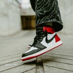 Tenisky Air Jordan 1 Retro High OG "Black Toe" White/ Black-Varsity Red-Sail EUR 45