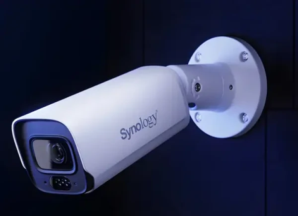 Synology BC800Z biela / Vonkajšia IP kamera / 8 MPx / varifokálny objektív / PoE / IP67 (BC800Z)