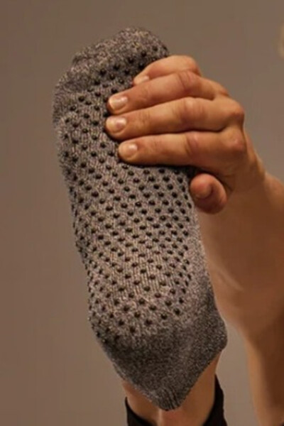 PÁNSKE PONOŽKY S ABS 17392 grafit 41-46