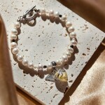 Lampglas Perlový náramok Luxurious Purity s 24-karátovým zlatom v perle Lampglas BTB3