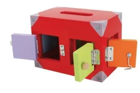 Small Foot Motorická hra box so zámkami
