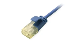Equip SlimFlex modrá / Patch kábel / Cat6a U/UTP / 2 m / PoE+ / LSZH (626305)