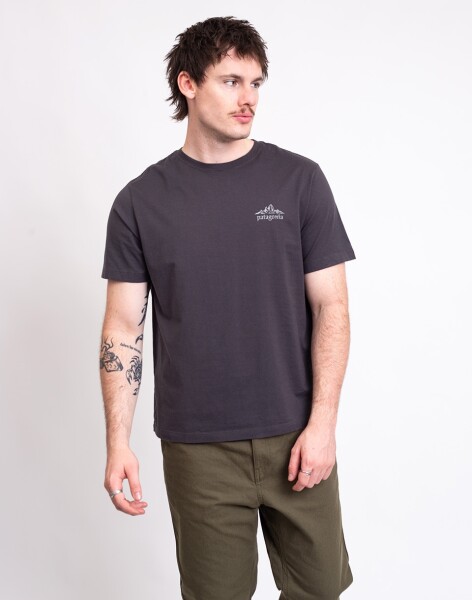 Patagonia M's Cloud Crag T-Shirt Ink Black L