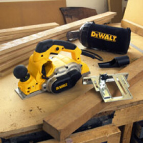 Dewalt Hoblík D26500K 1050 W