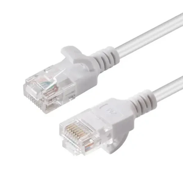 MicroConnect CAT6a U/UTP SLIM 0.25m biela / LSZH (V-UTP6A0025W-SLIM)