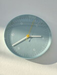 HAY Nástenné hodiny Blue Ø 26,5 cm