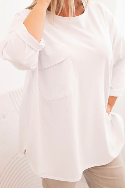 Dámska blúzka v nadmernej veľkosti s bavlnou, vreckom a vyhrnutými rukávmi biela UNI