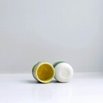 Studio Arhoj Porcelánový hrnek Banana Leaf 50 ml