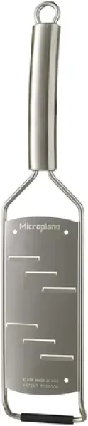 Microplane Professional plátkovacie strúhadlo strieborná / 31.2 x 7.5 x 3 cm / nerez oceľ (38006)