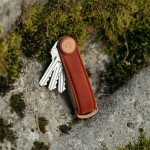 Kľúčenka Orbitkey Waxed Canvas Brick Red