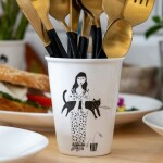 Helen b Porcelánový hrnček Black Cat 220 ml