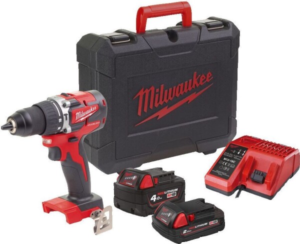 Milwaukee M18 CBLPD-422C 18 V 2 x akumulátor 2 / 4 Ah