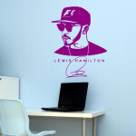 Veselá Stena Samolepka Lewis Hamilton F1 Farba: fialová, Veľkosť: 60 x 47 cm