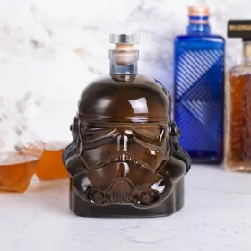 ThumbsUp! Sklenená karafa Stormtrooper 750ml (1002638)