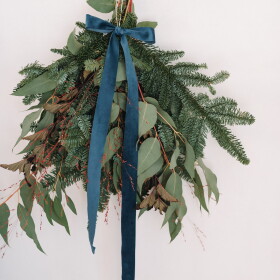 Bella Rose Zamatová stuha 3 cm – modrá (9 m)