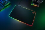 Razer Firefly V2 / herná podložka pod myš / 355mm x 255mm x 3mm (RZ02-03020100-R3M1)